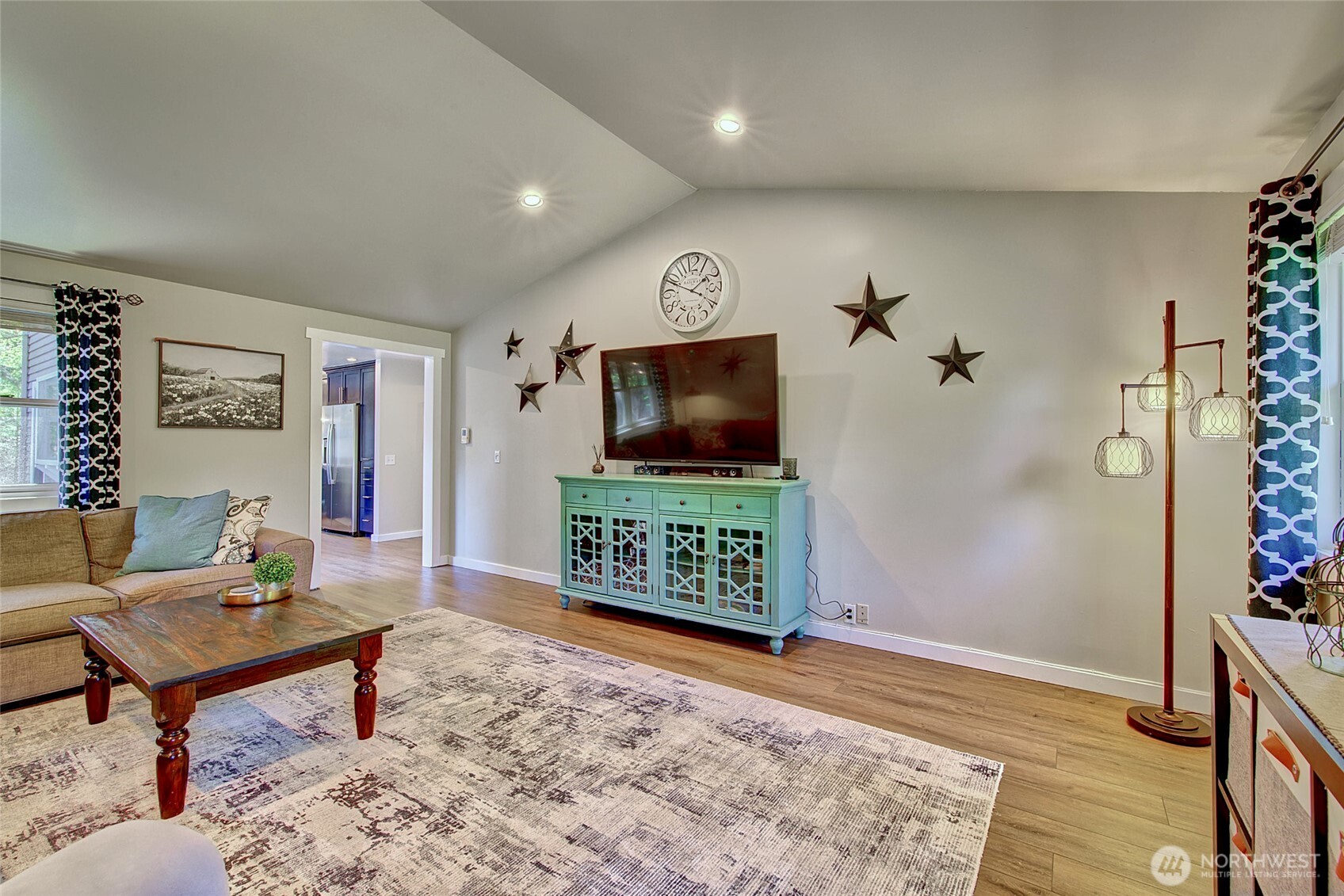 2000 212th Place SW, Brier, WA 98036-7958