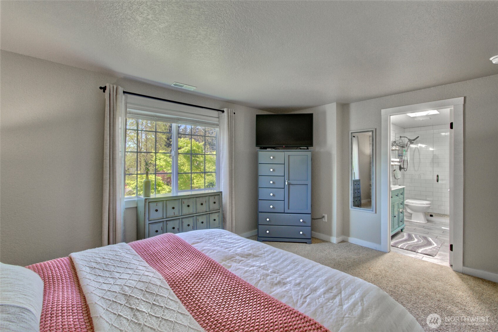2000 212th Place SW, Brier, WA 98036-7958