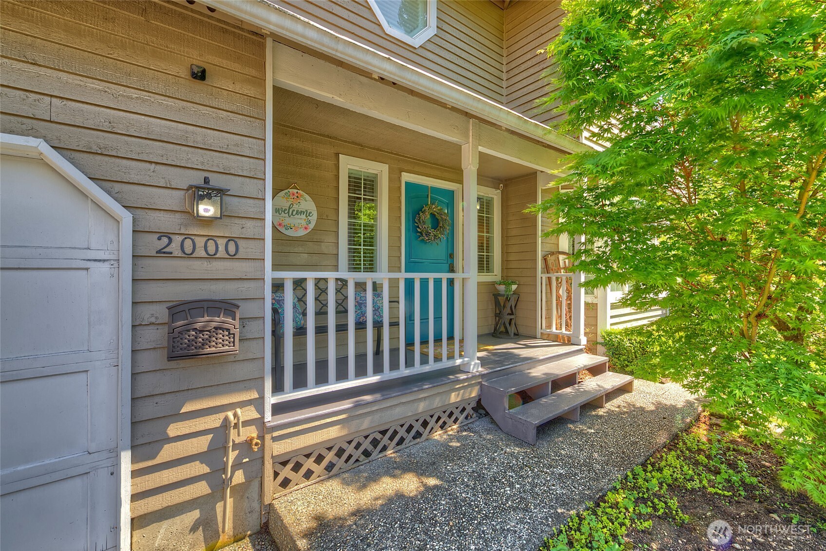 2000 212th Place SW, Brier, WA 98036-7958