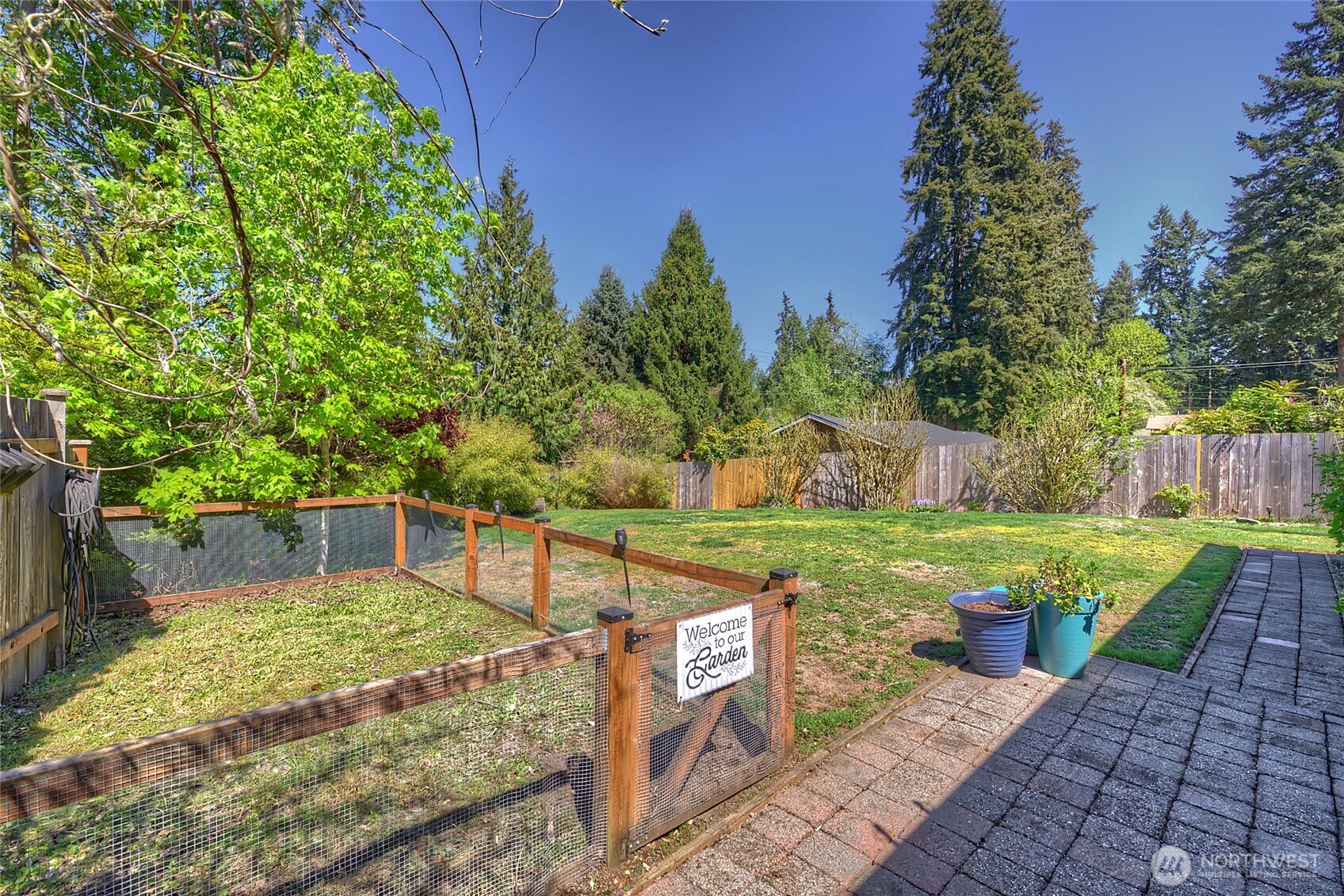 2000 212th Place SW, Brier, WA 98036-7958