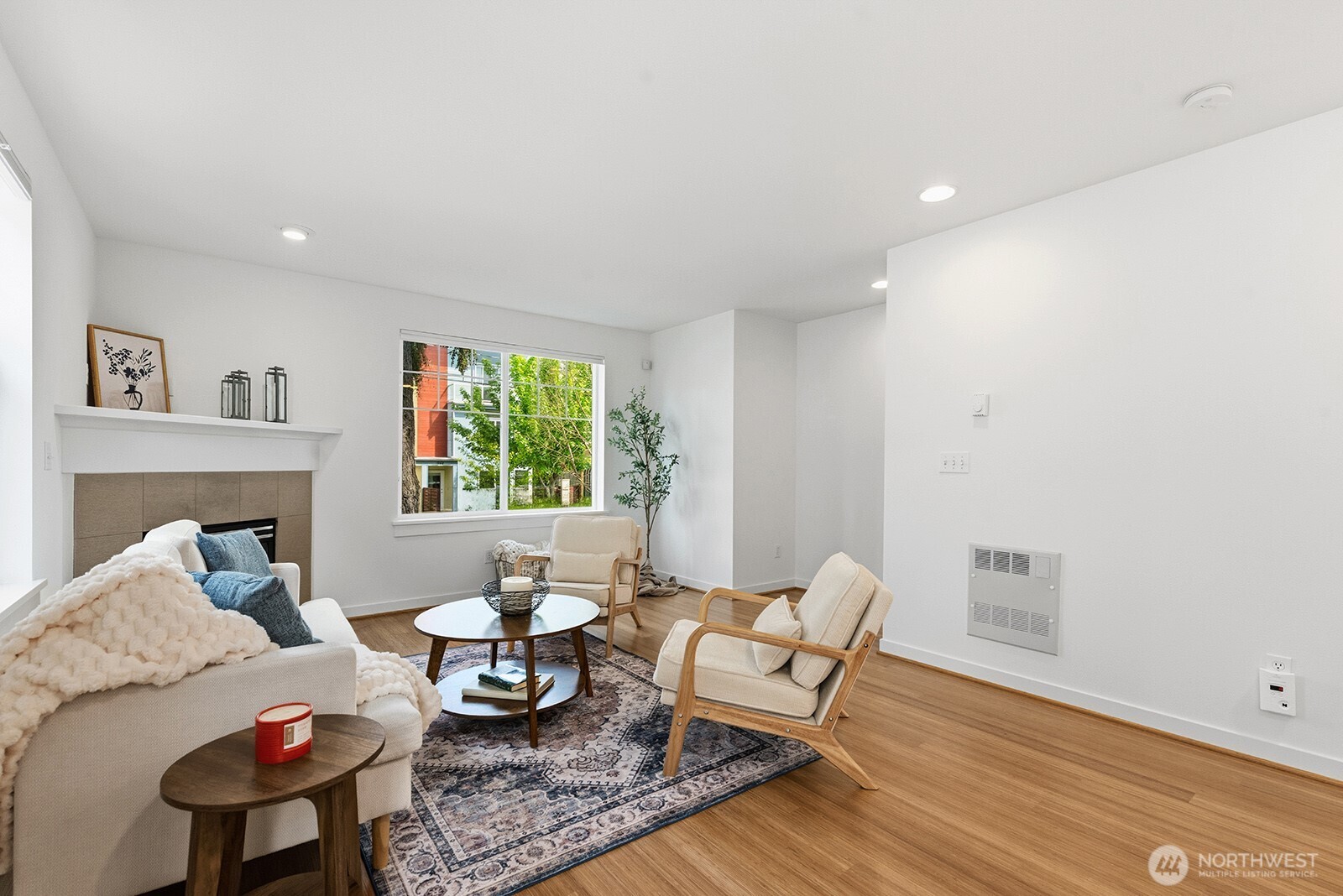 931 A N 97th Street , Seattle, WA 98103