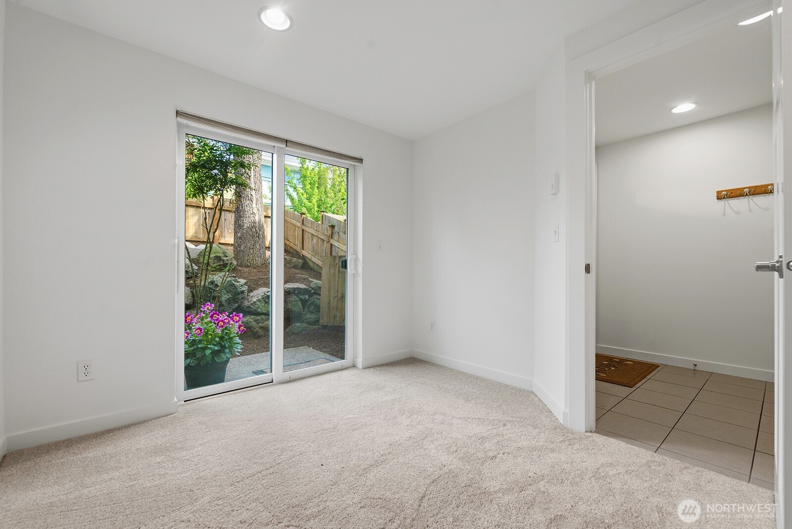 931 A N 97th Street , Seattle, WA 98103