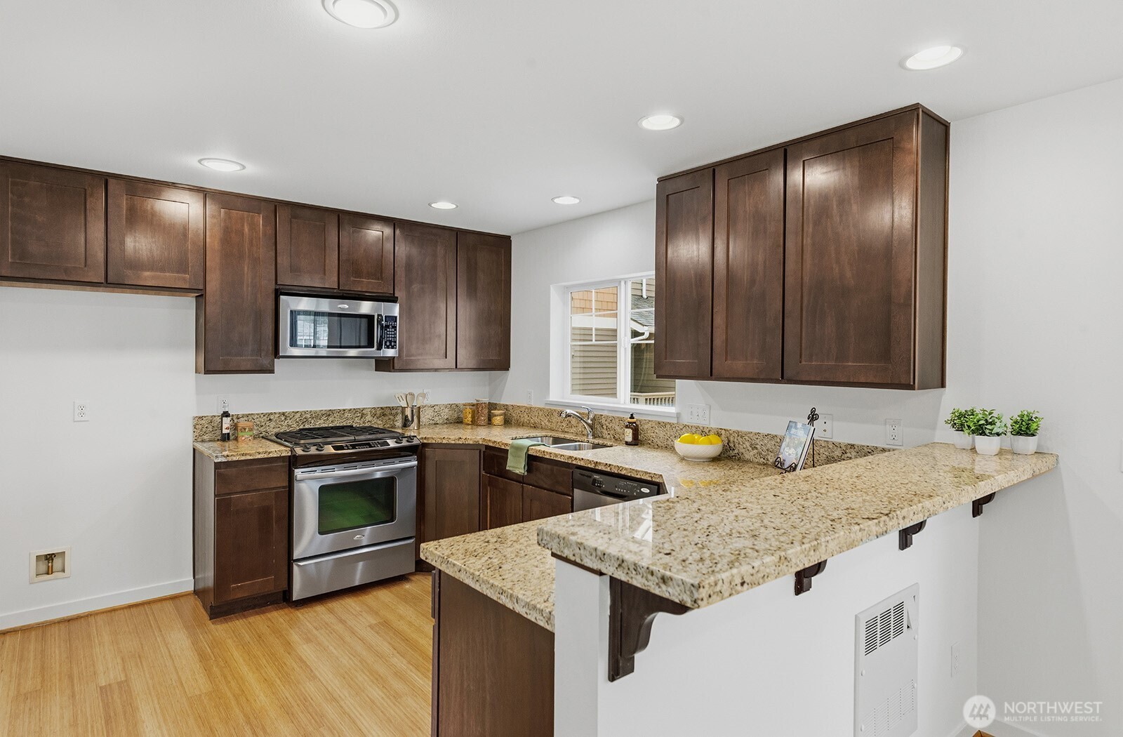 931 A N 97th Street , Seattle, WA 98103