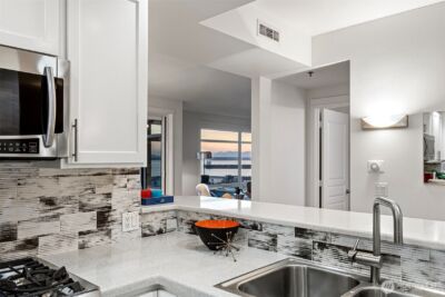 2801 1st Avenue #401, Seattle, WA 98121 - Photo 18