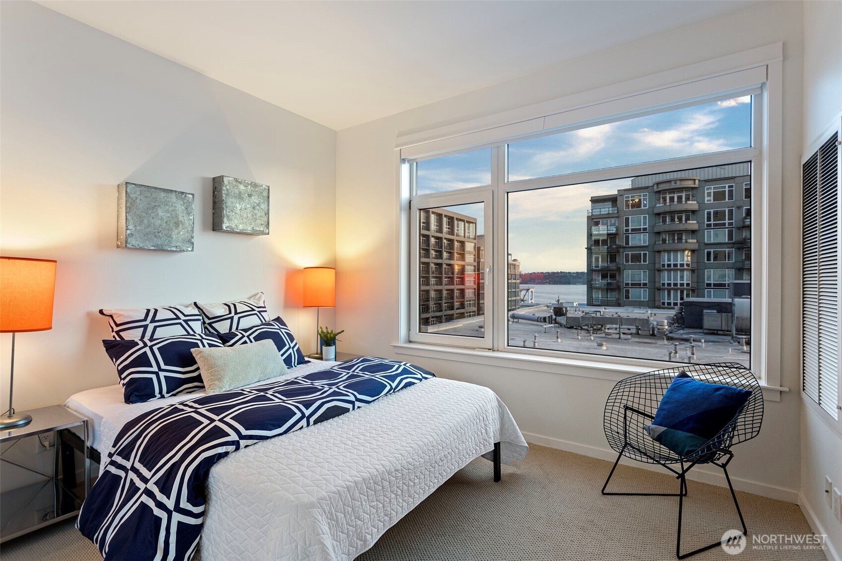 2801 1st Avenue #401, Seattle, WA 98121