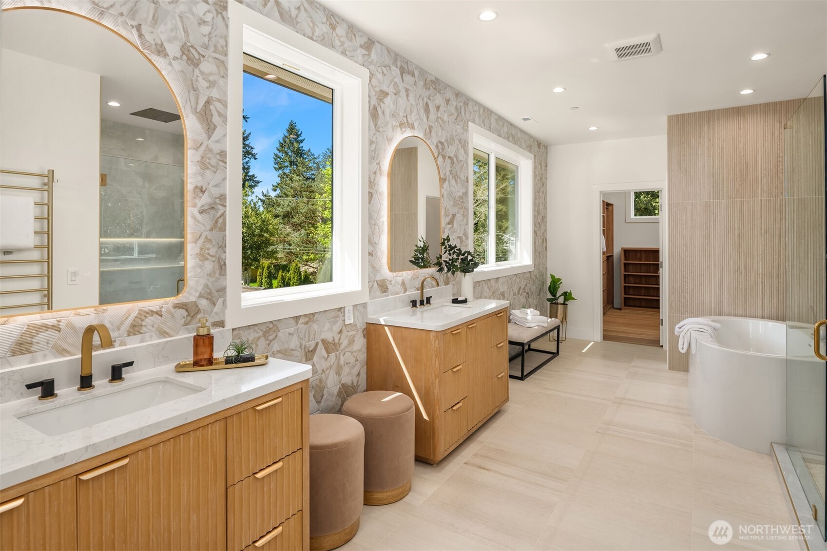 910 167th Avenue NE, Bellevue, WA 98008