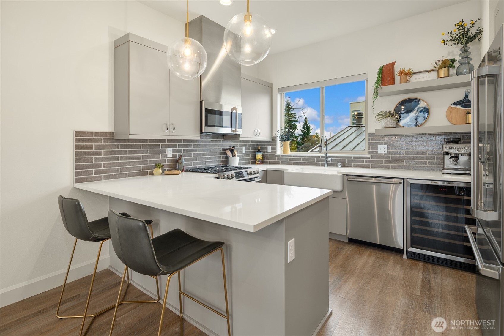 2605 NW 64th Street , Seattle, WA 98107