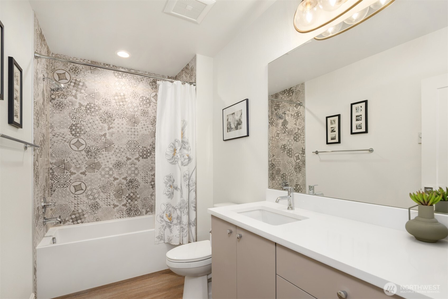 2605 NW 64th Street , Seattle, WA 98107