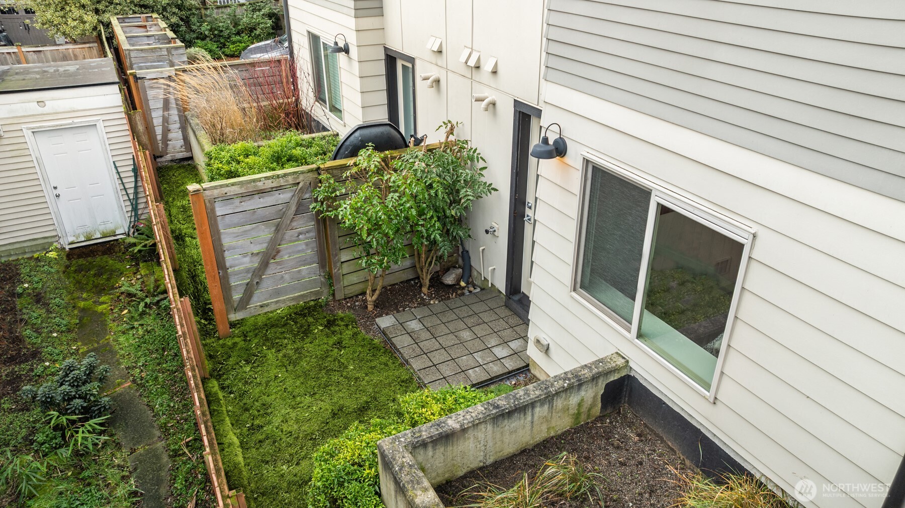 2605 NW 64th Street , Seattle, WA 98107