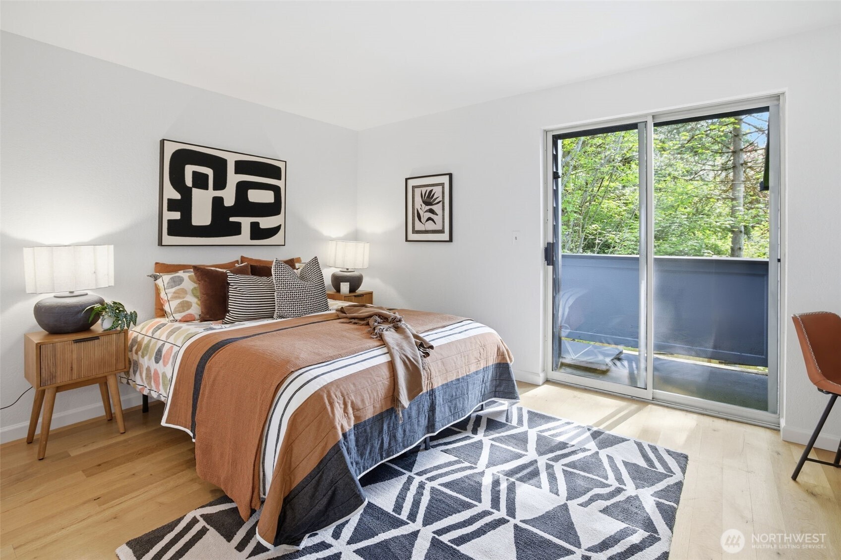 170 Newport Way NW #D35, Issaquah, WA 98027