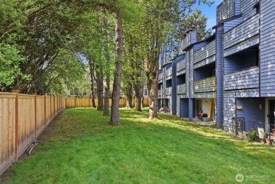 170 Newport Way NW #D35, Issaquah, WA 98027 - Photo 25