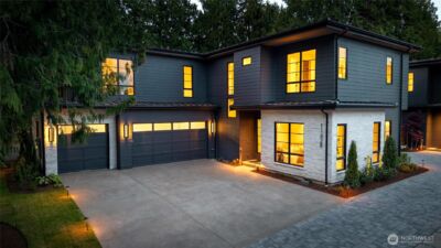 11428 108th Avenue NE, Kirkland, WA 98033 - Photo 1