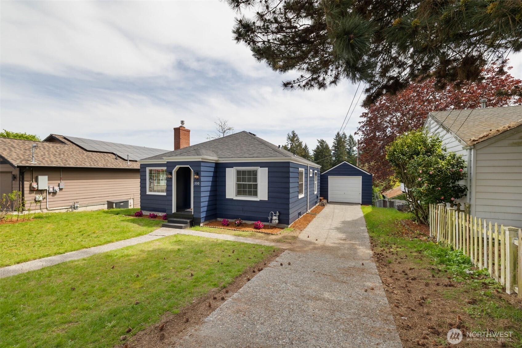 330 Dora Avenue , Bremerton, WA 98312