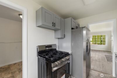 330 Dora Avenue , Bremerton, WA 98312 - Photo 7