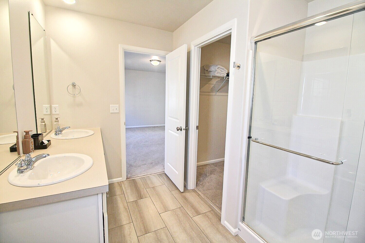 1127 16th Drive , Sultan, WA 98294