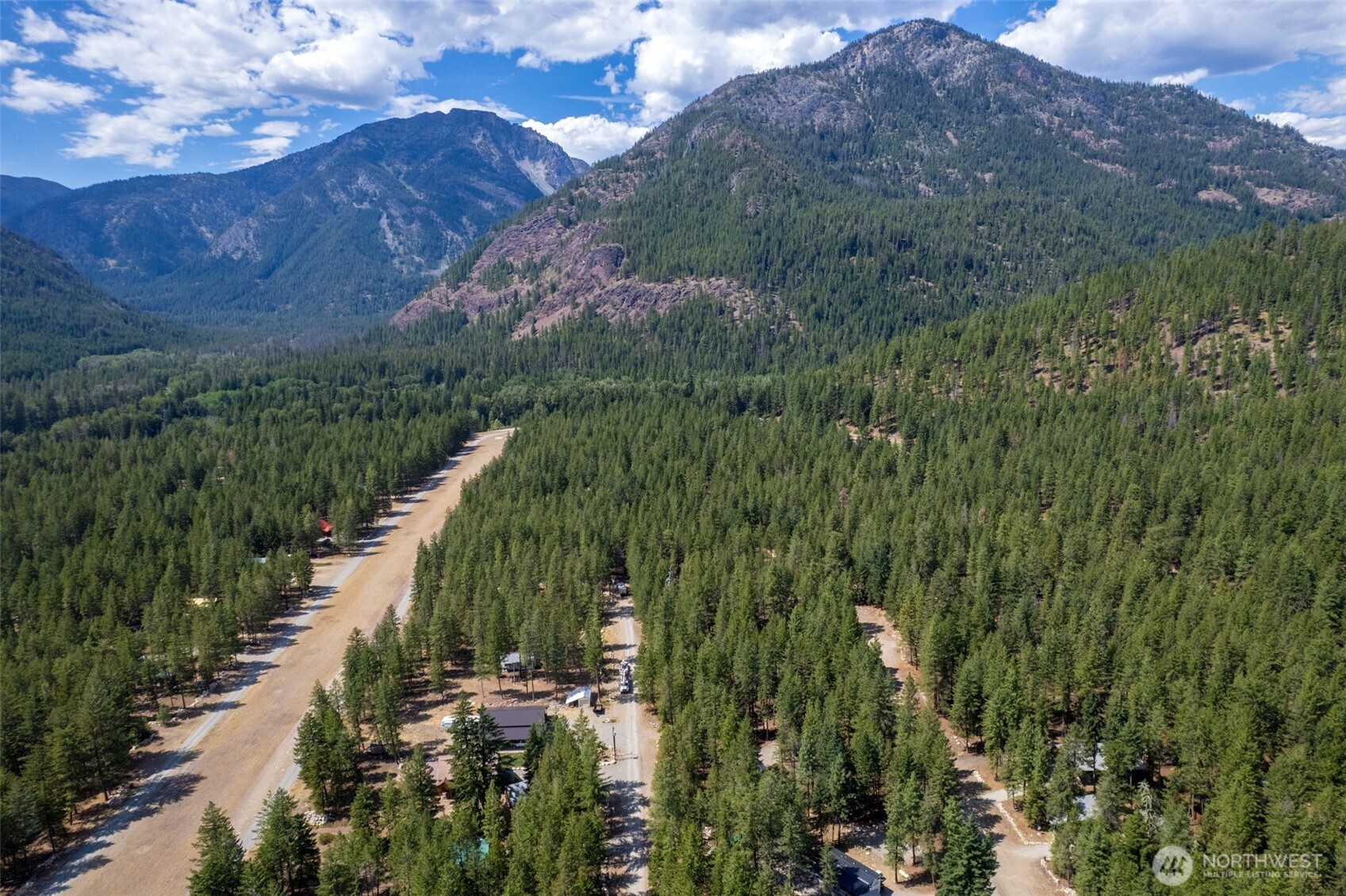 16 Littell Road , Mazama, WA 98833