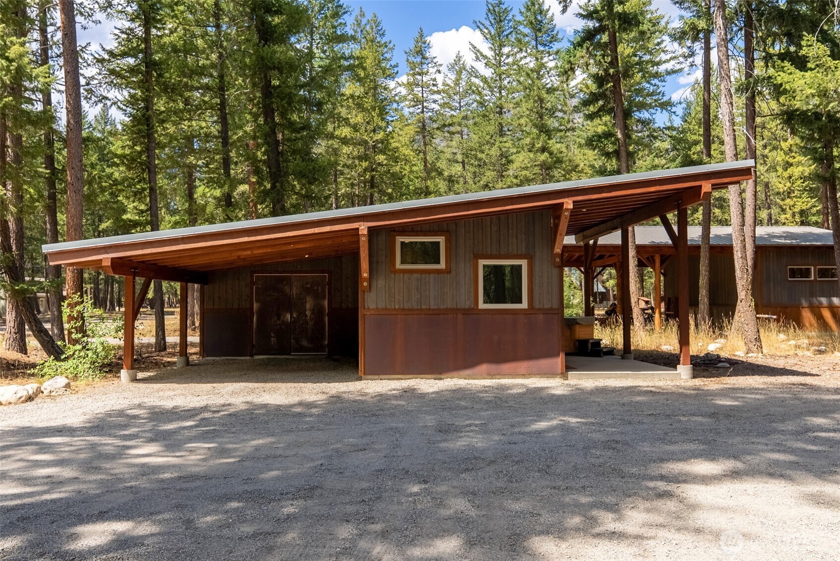 16 Littell Road , Mazama, WA 98833