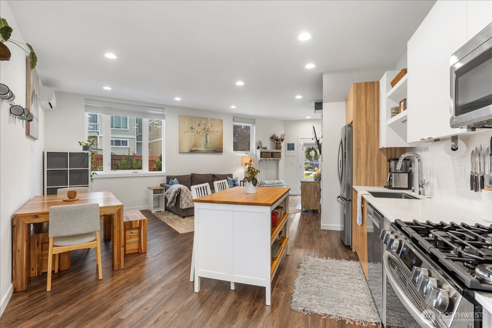 10170 Holman Road NW #H, Seattle, WA 98177