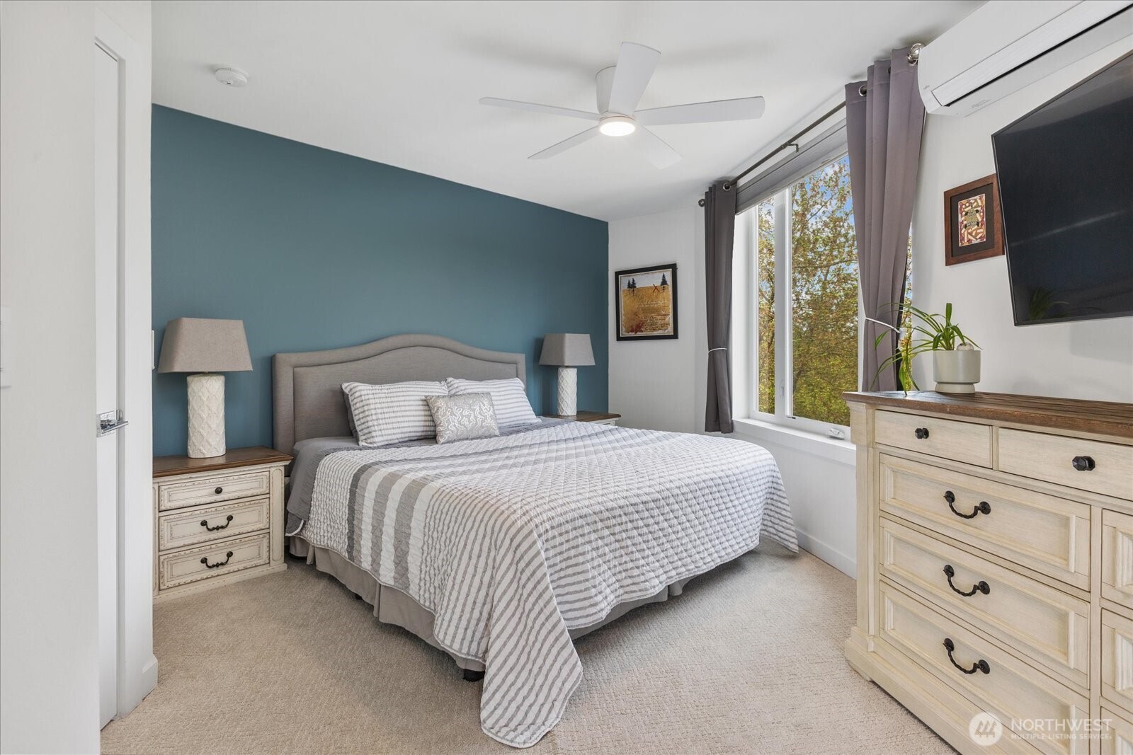 10170 Holman Road NW #H, Seattle, WA 98177