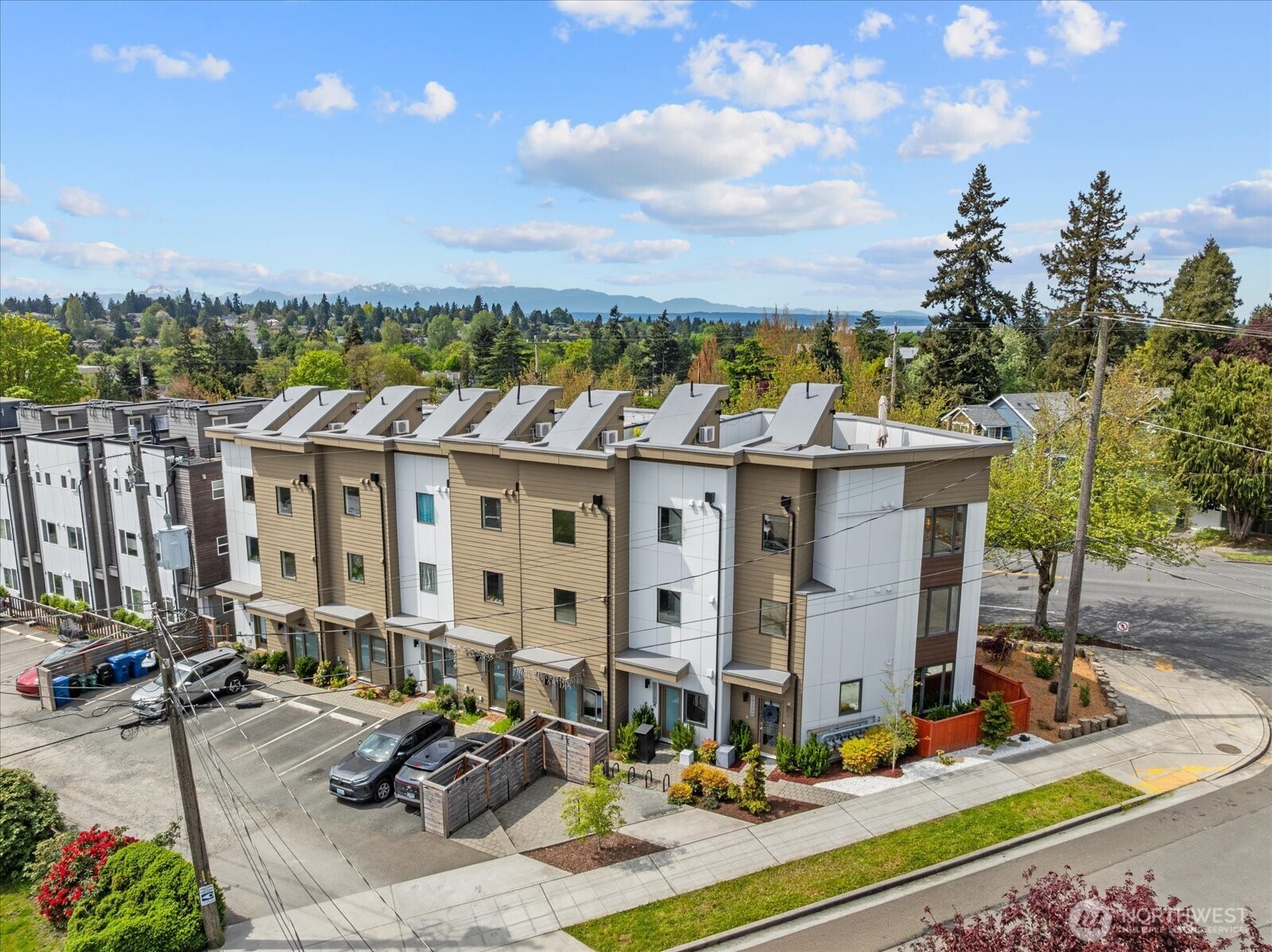 10170 Holman Road NW #H, Seattle, WA 98177