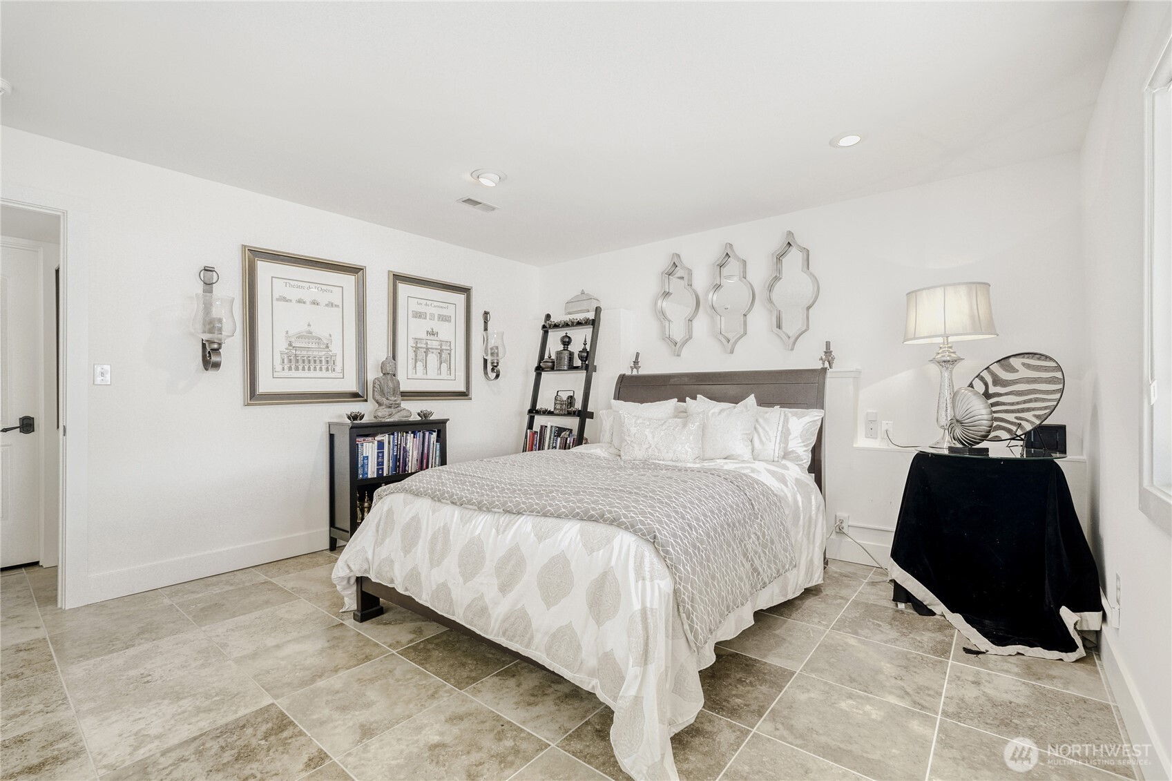 16035 Inglewood Road NE, Kenmore, WA 98028