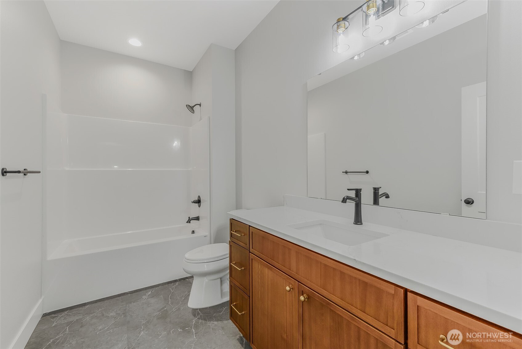 130 Gassman Road , Castle Rock, WA 98611
