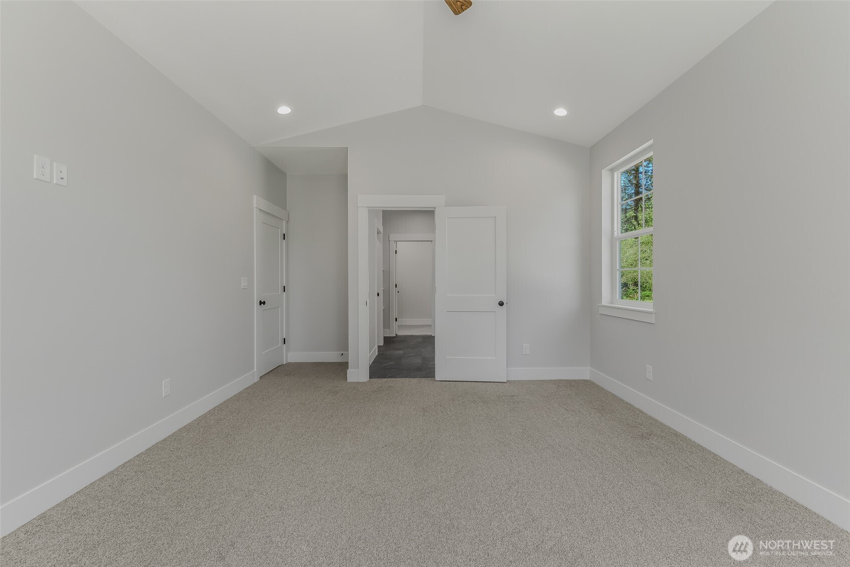 130 Gassman Road , Castle Rock, WA 98611
