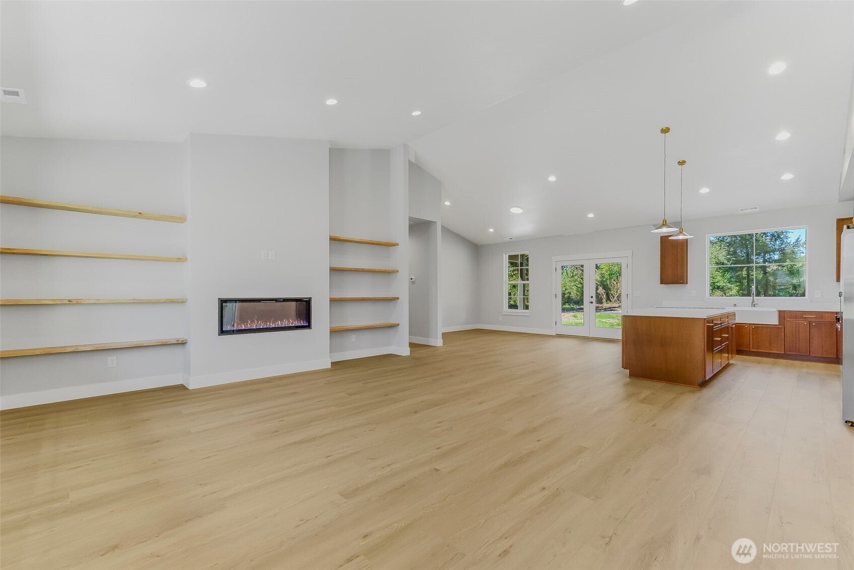130 Gassman Road , Castle Rock, WA 98611