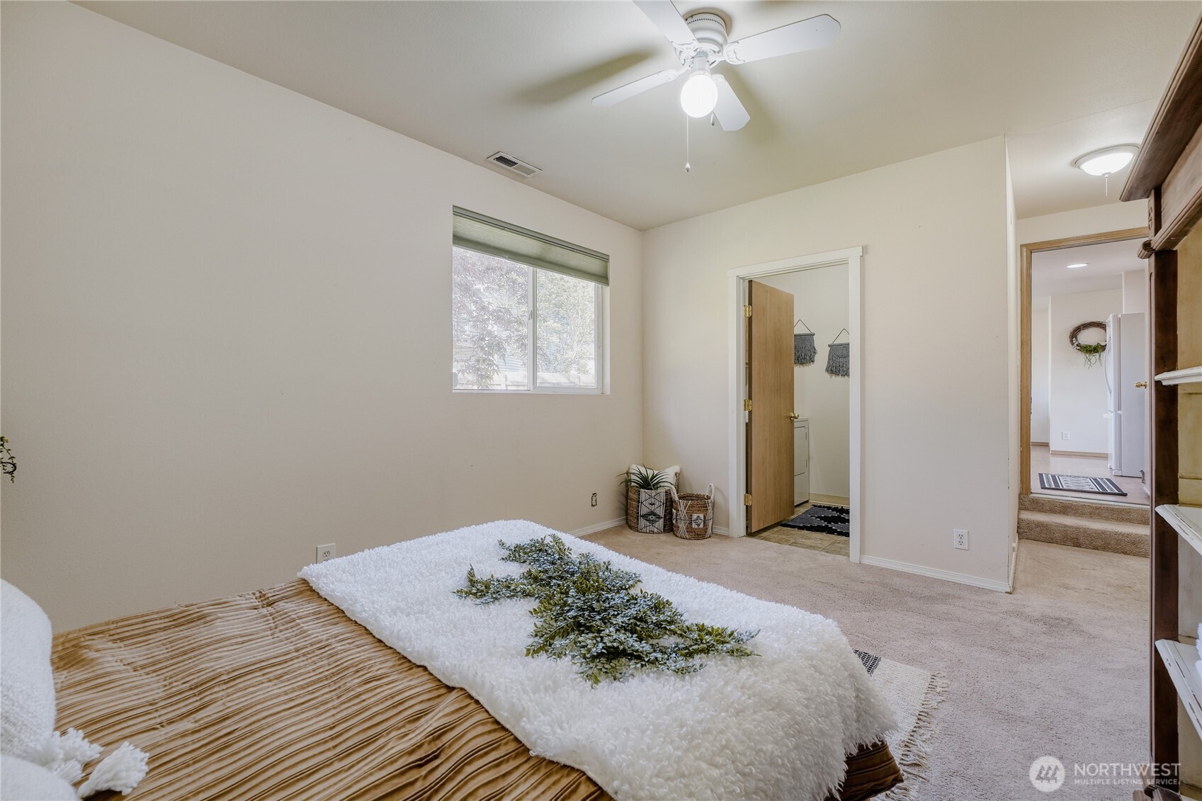 401 Hemlock Court , Sultan, WA 98294