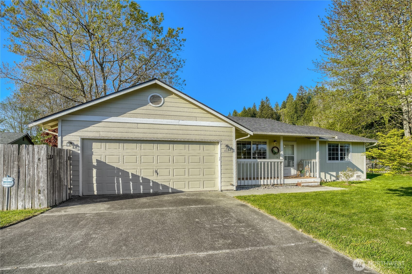 401 Hemlock Court , Sultan, WA 98294