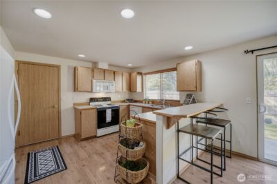 401 Hemlock Court , Sultan, WA 98294 - Photo 5