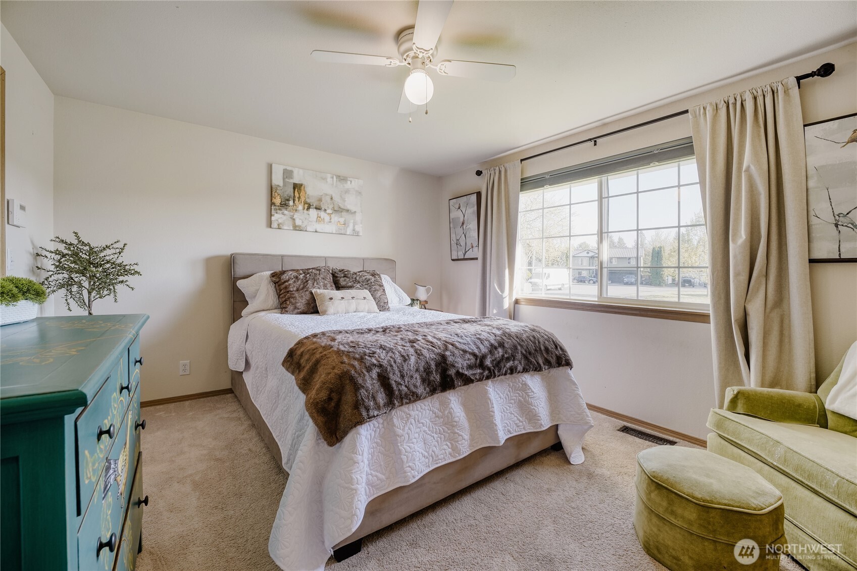 401 Hemlock Court , Sultan, WA 98294