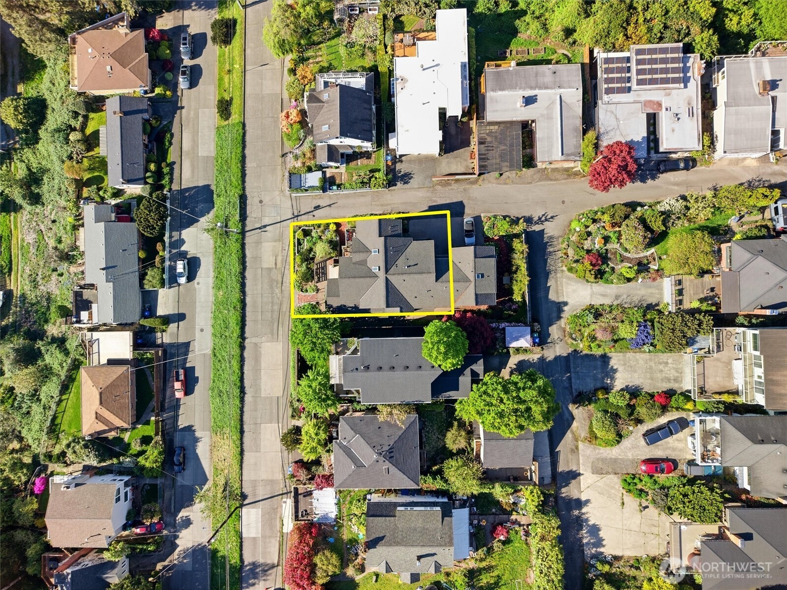 3310 59th Avenue SW #A, Seattle, WA 98116-3005