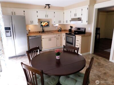 13801 59th Ave SE , Everett, WA 98208 - Photo 11