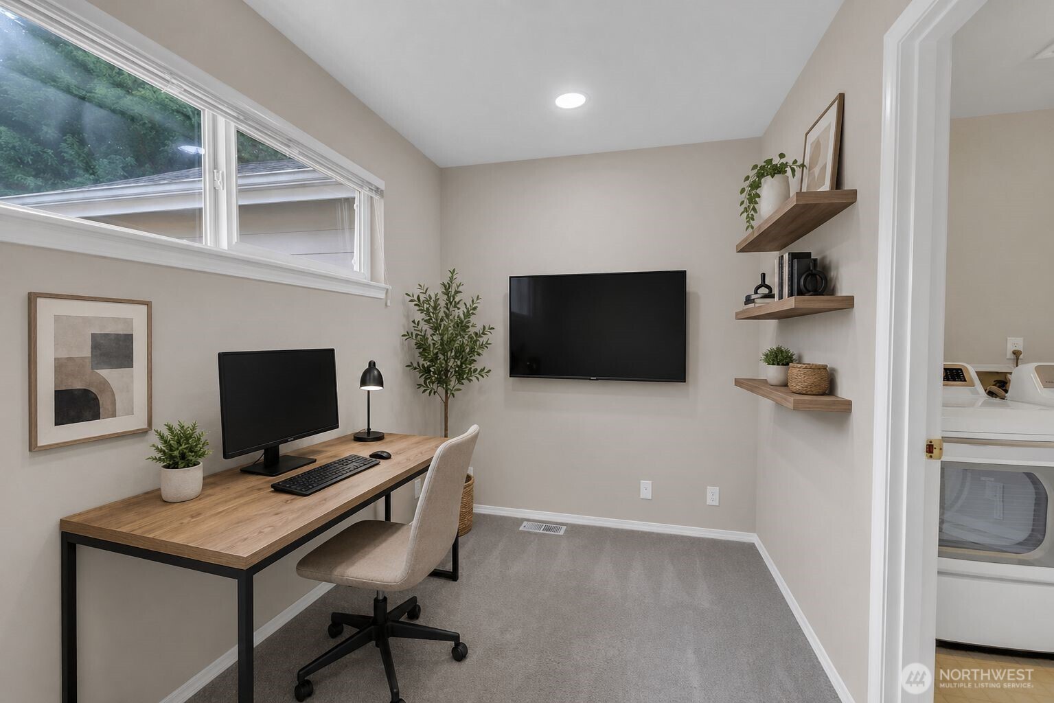 18397 NE 97th Court , Redmond, WA 98052-2912