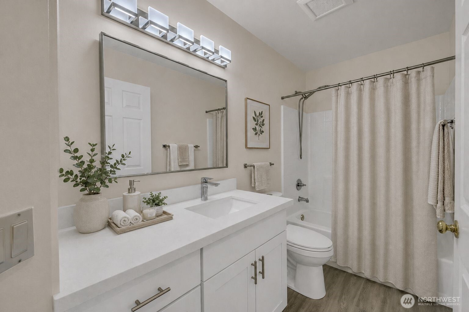 18397 NE 97th Court , Redmond, WA 98052-2912