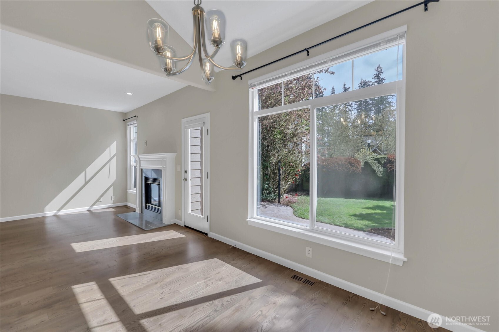 18397 NE 97th Court , Redmond, WA 98052-2912