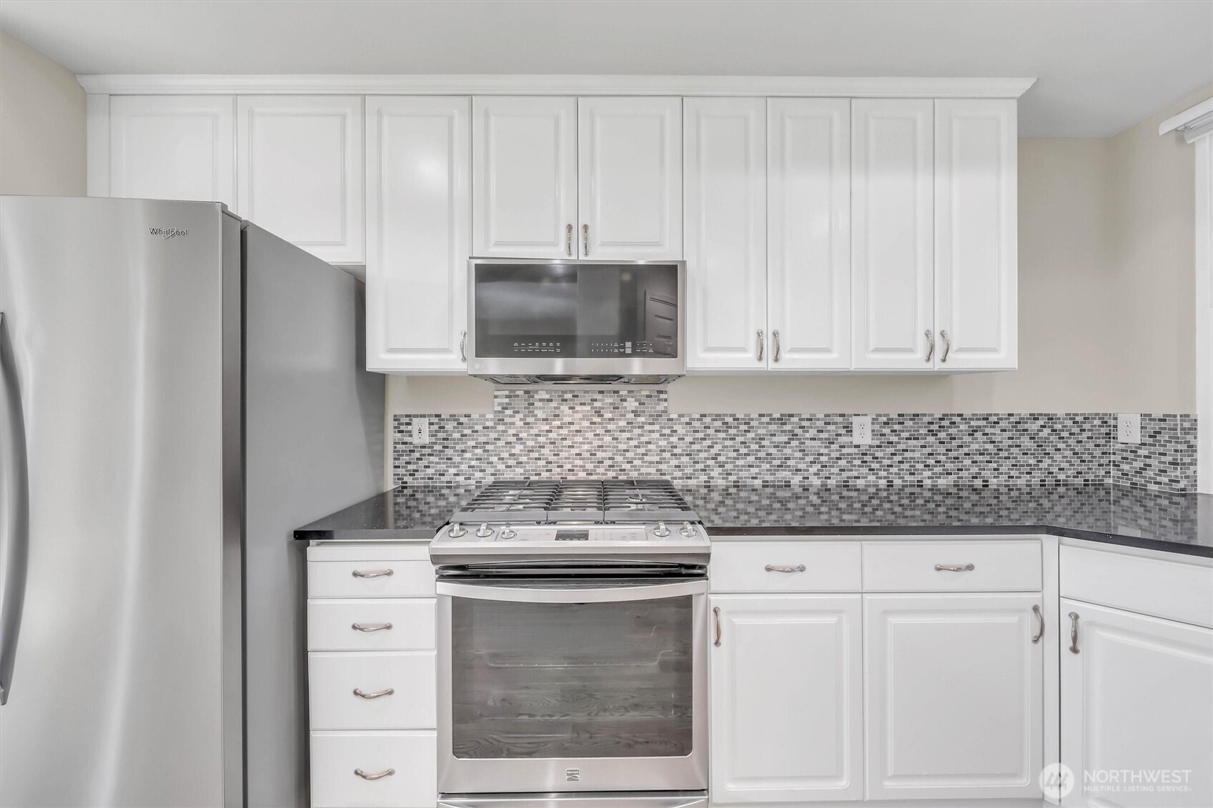 18397 NE 97th Court , Redmond, WA 98052-2912