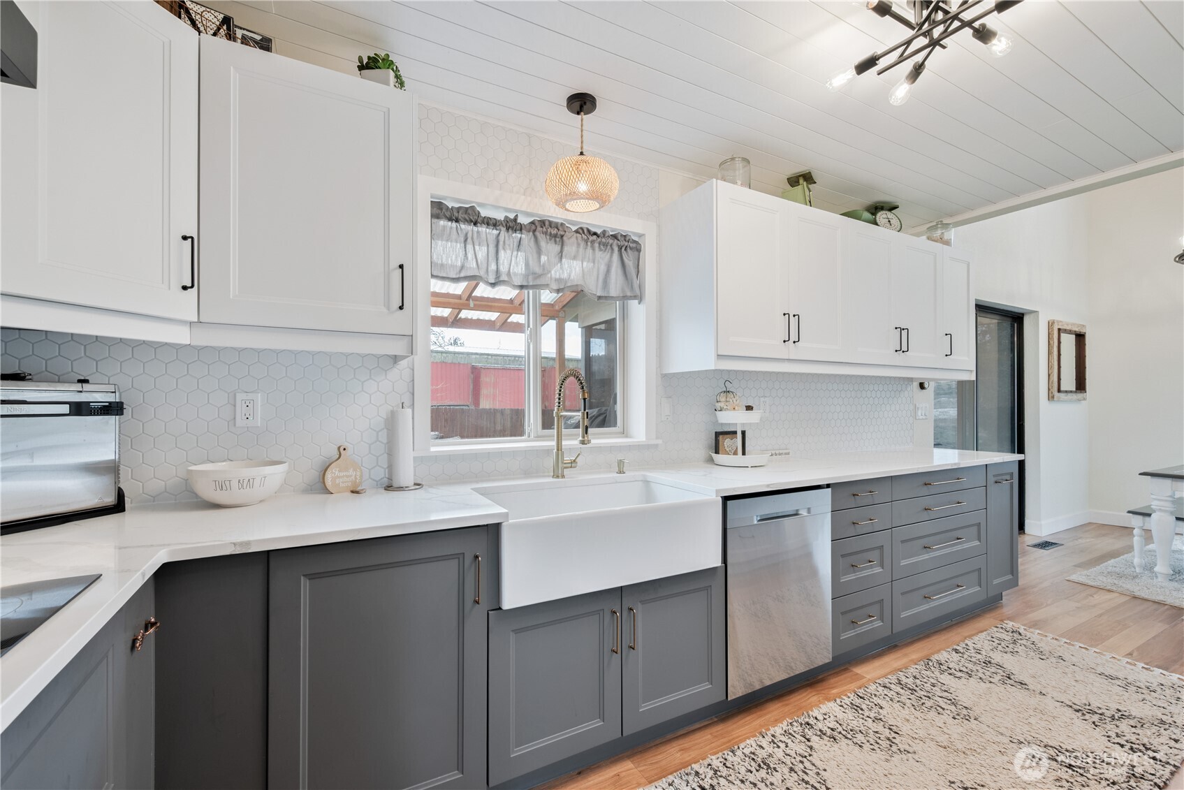 1239 Rose Valley Road , Kelso, WA 98626