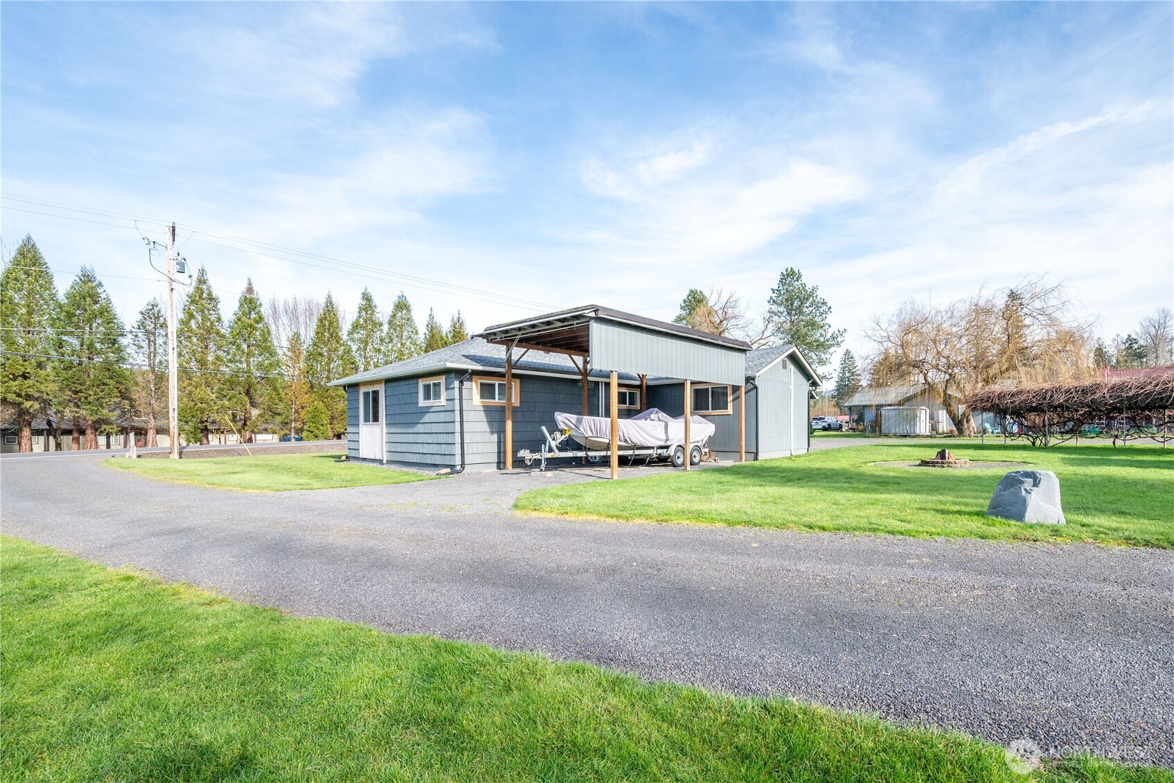 1239 Rose Valley Road , Kelso, WA 98626