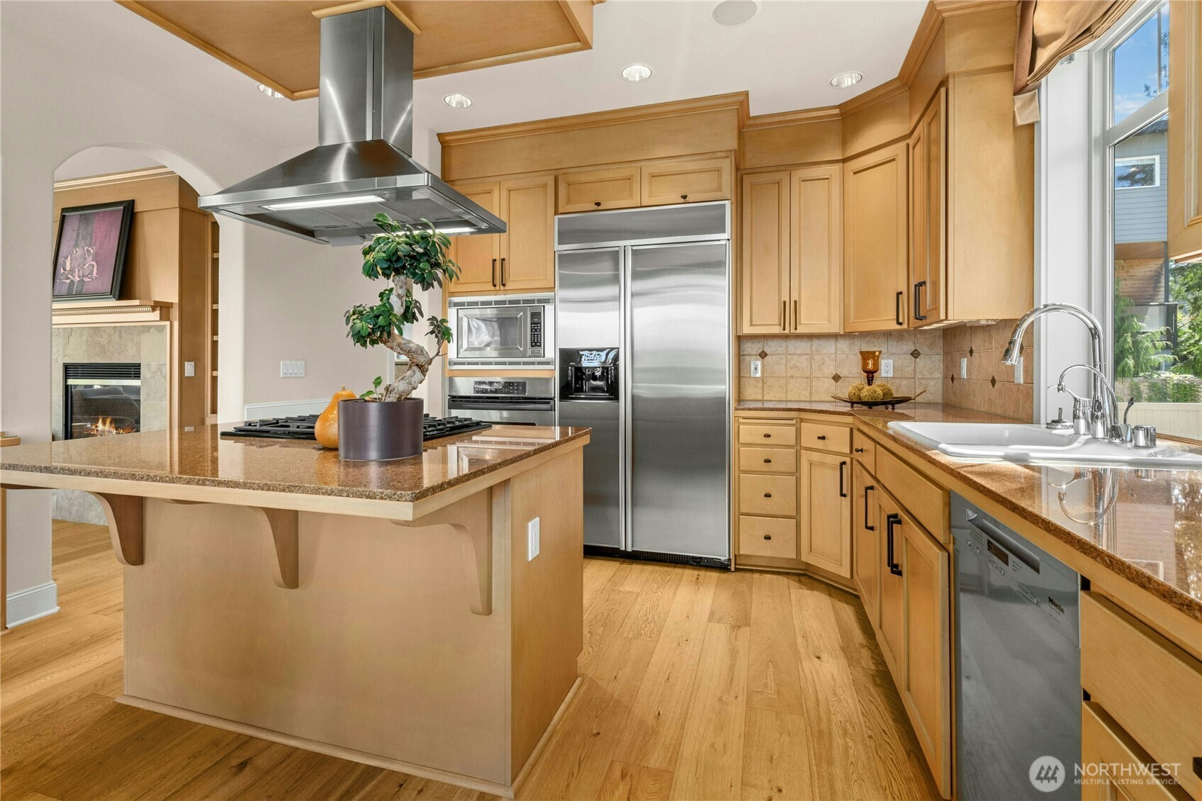 7003 117th Place NE, Kirkland, WA 98033