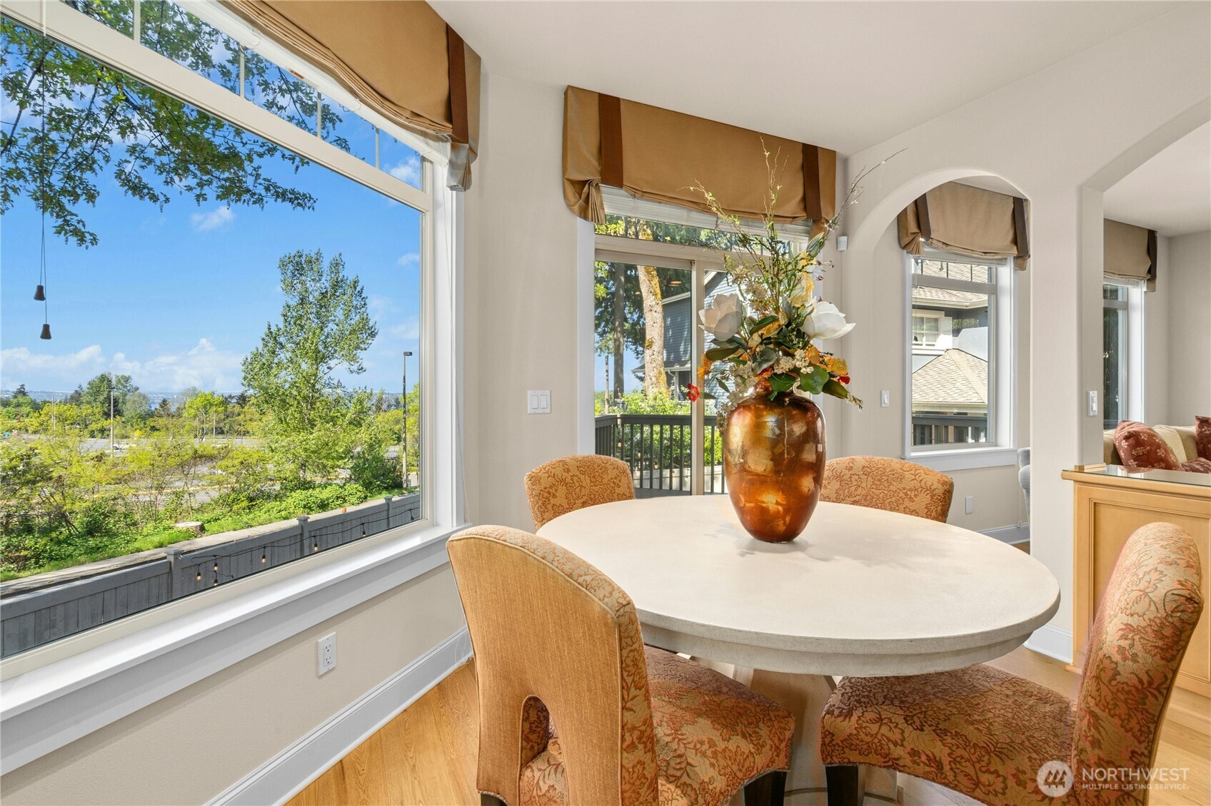 7003 117th Place NE, Kirkland, WA 98033