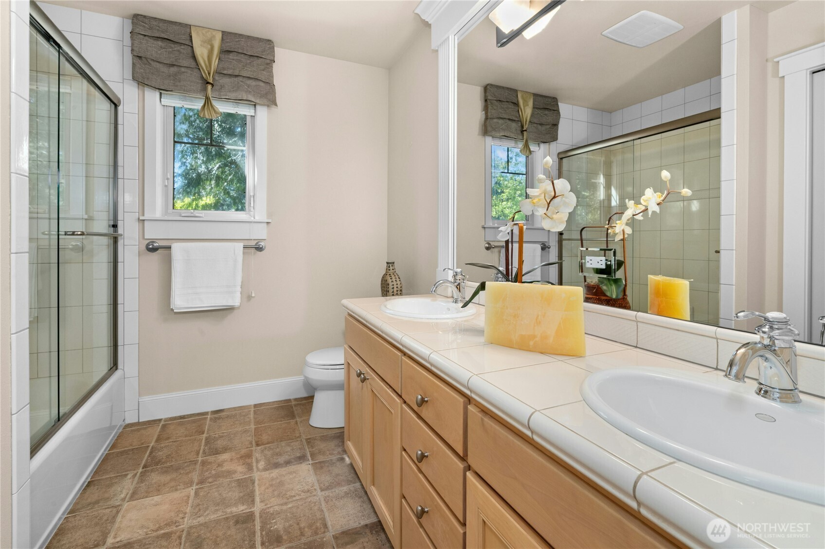 7003 117th Place NE, Kirkland, WA 98033