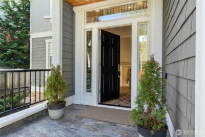 7003 117th Place NE, Kirkland, WA 98033 - Photo 3