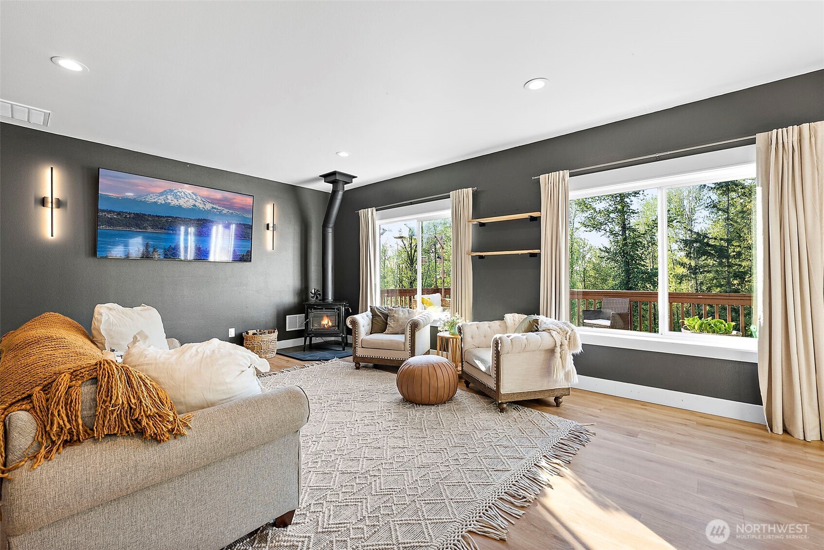 35415 113th Avenue E, Eatonville, WA 98328