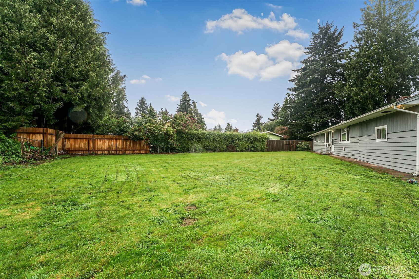 4736 164th , Tukwila, WA 98188