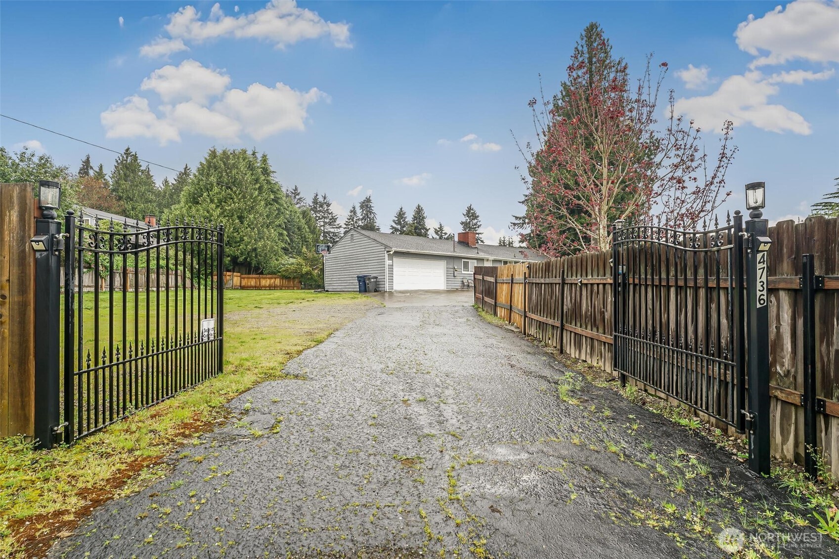 4736 164th , Tukwila, WA 98188