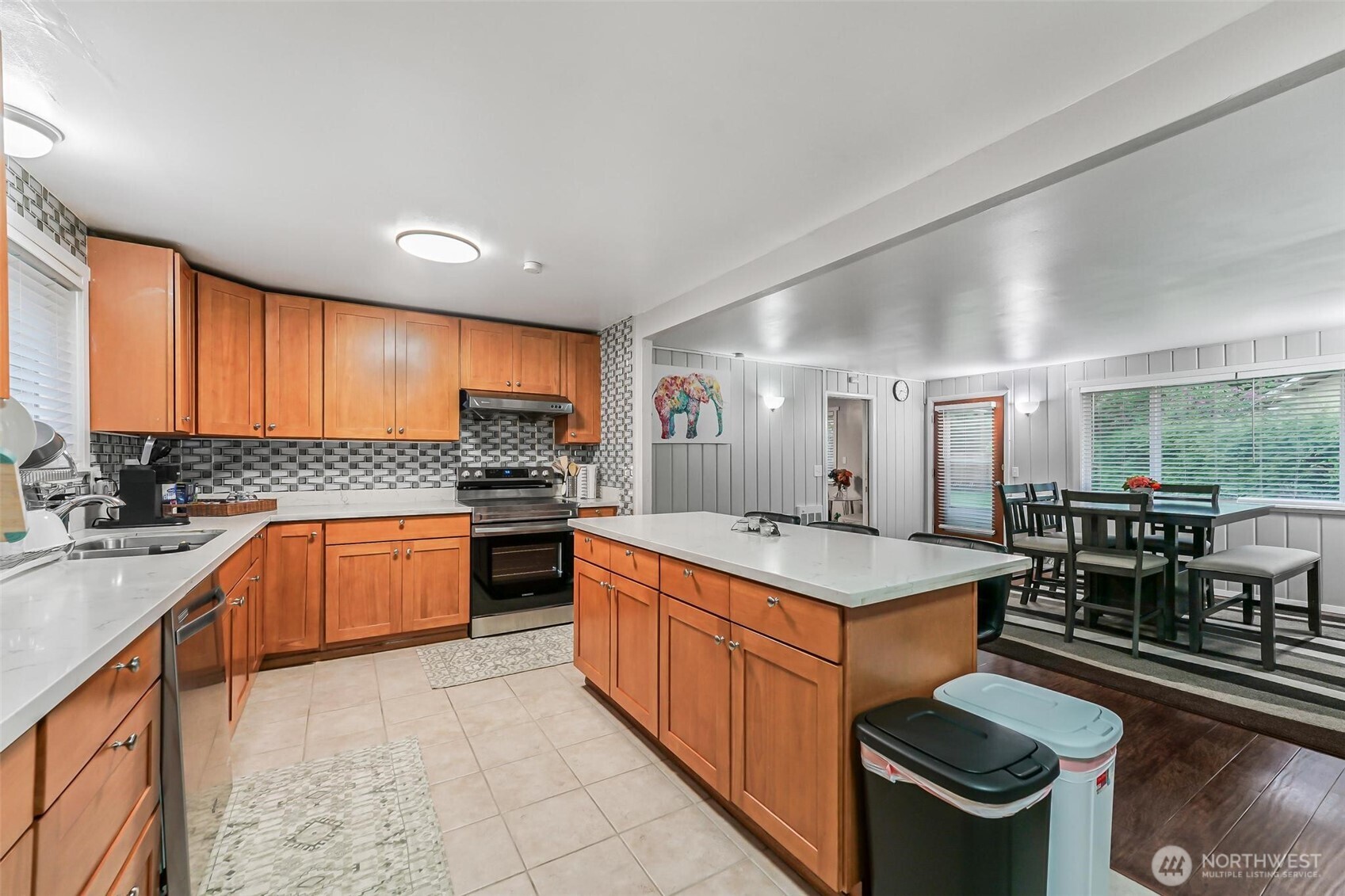4736 164th , Tukwila, WA 98188