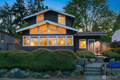 3219 34th Avenue W, Seattle, WA 98199 - Photo 1