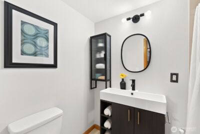 3219 34th Avenue W, Seattle, WA 98199 - Photo 14